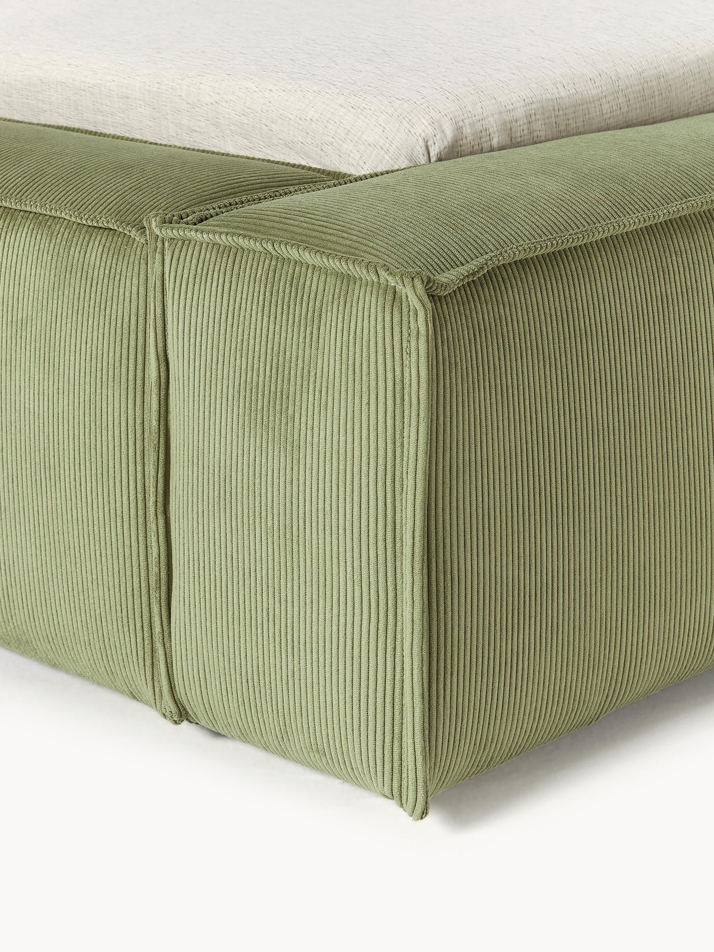 Polsterbett Lennon aus Cord