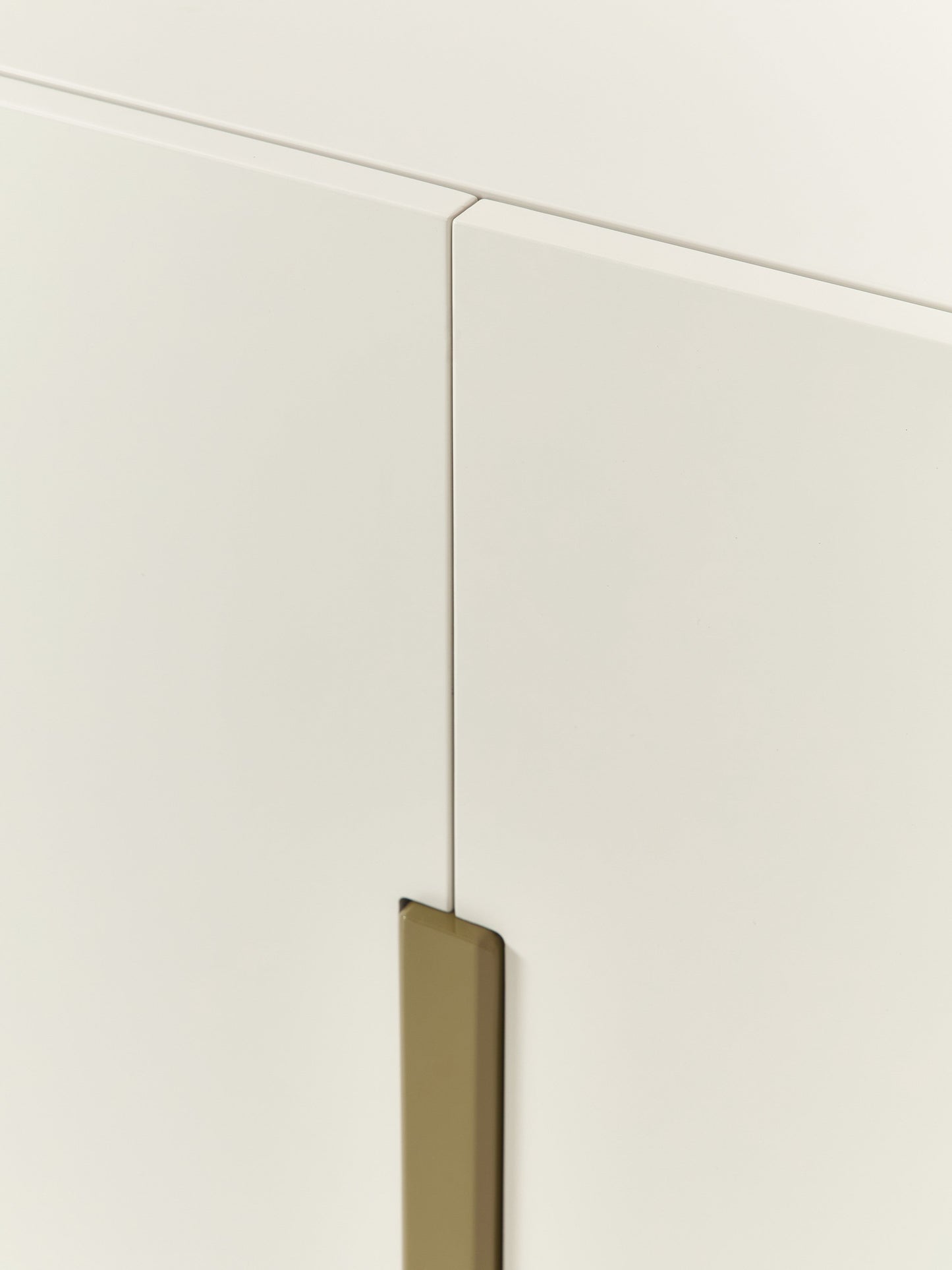 Holz-Sideboard Dado