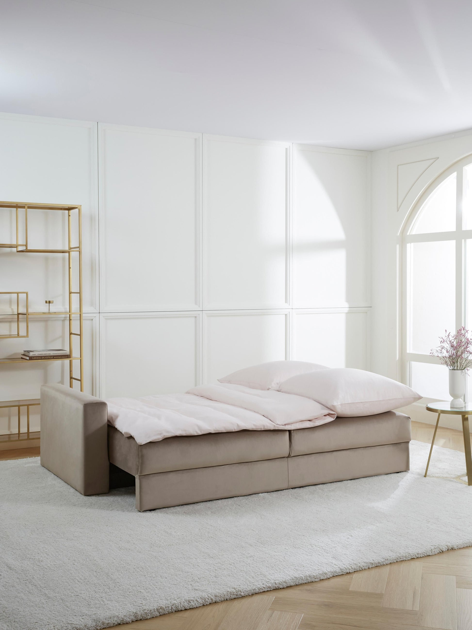 Samt-Schlafsofa Tasha (3-Sitzer) mit Stauraum