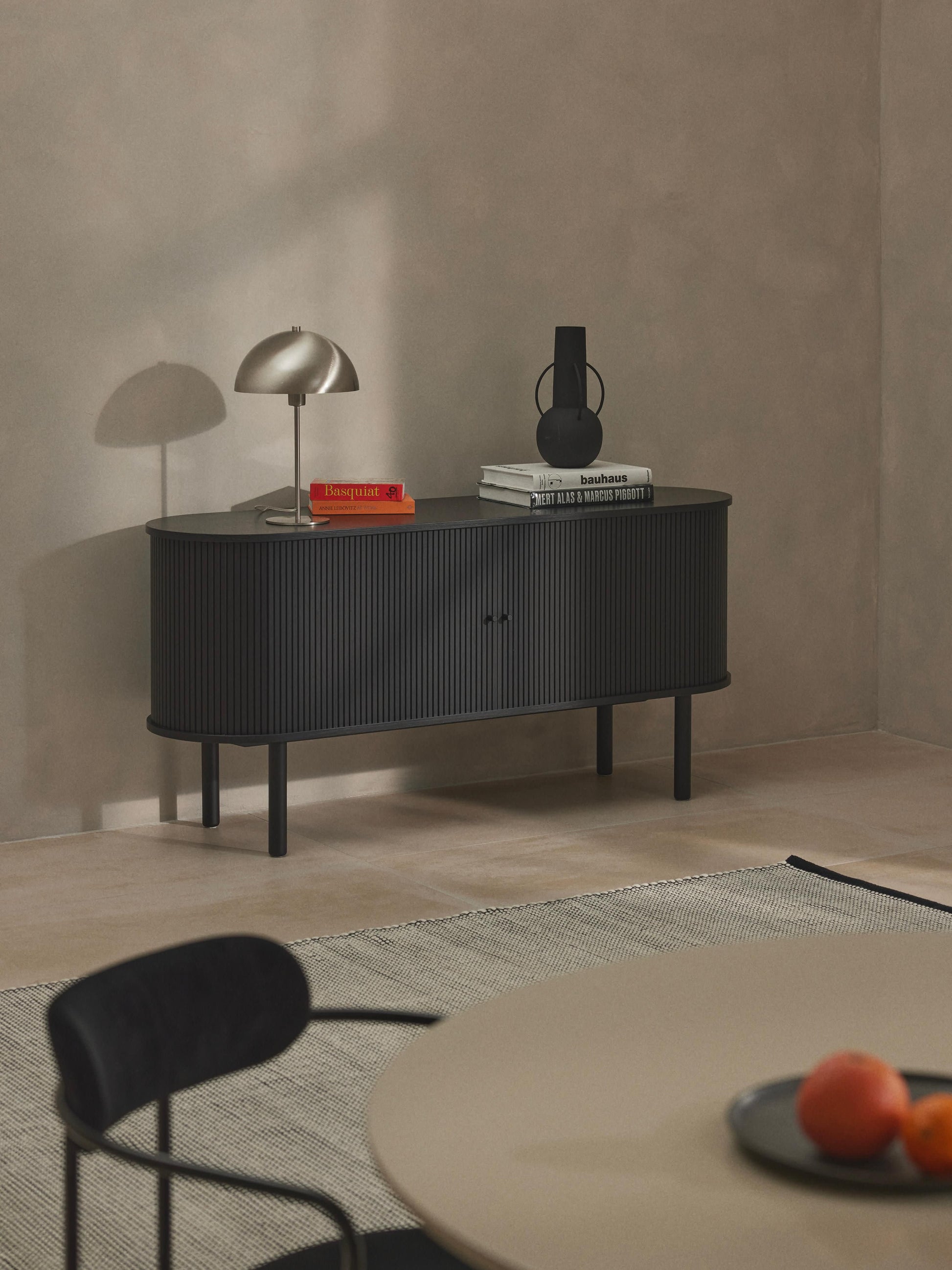 Sideboard Calary mit geriffelter Front