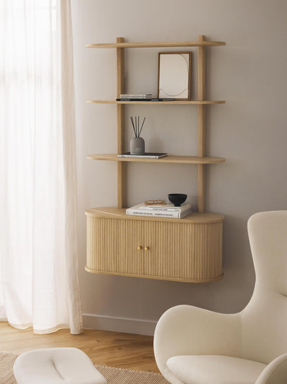 Wandregal Calary mit geriffelter Front