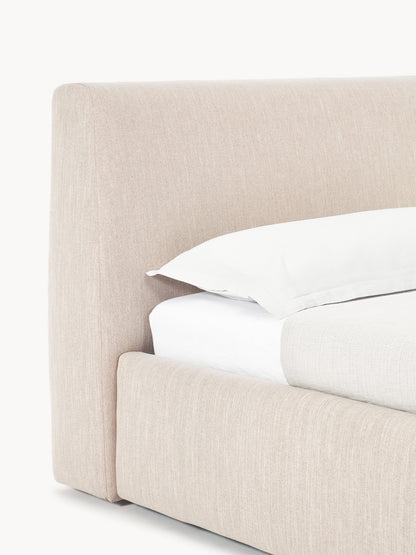 Gepolstertes Einzelbett Cloud mit Stauraum
