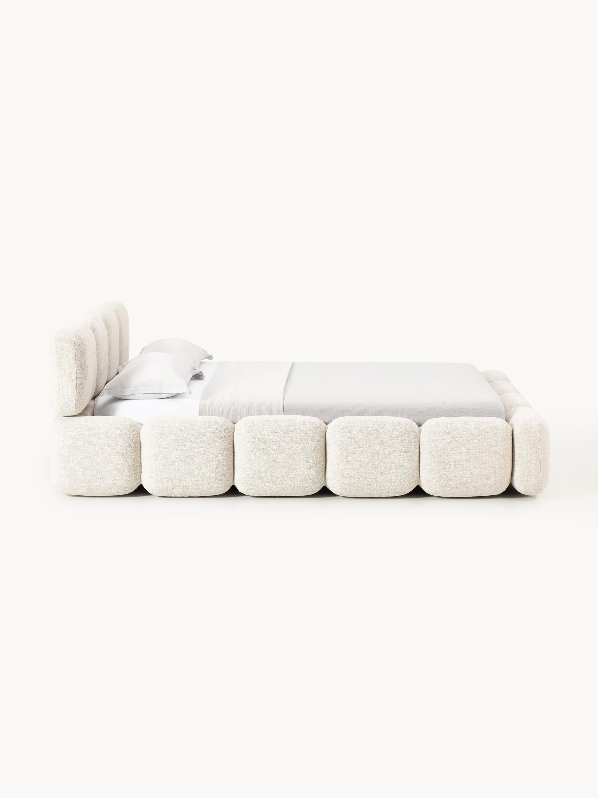 Polsterbett Tayla aus Bouclé