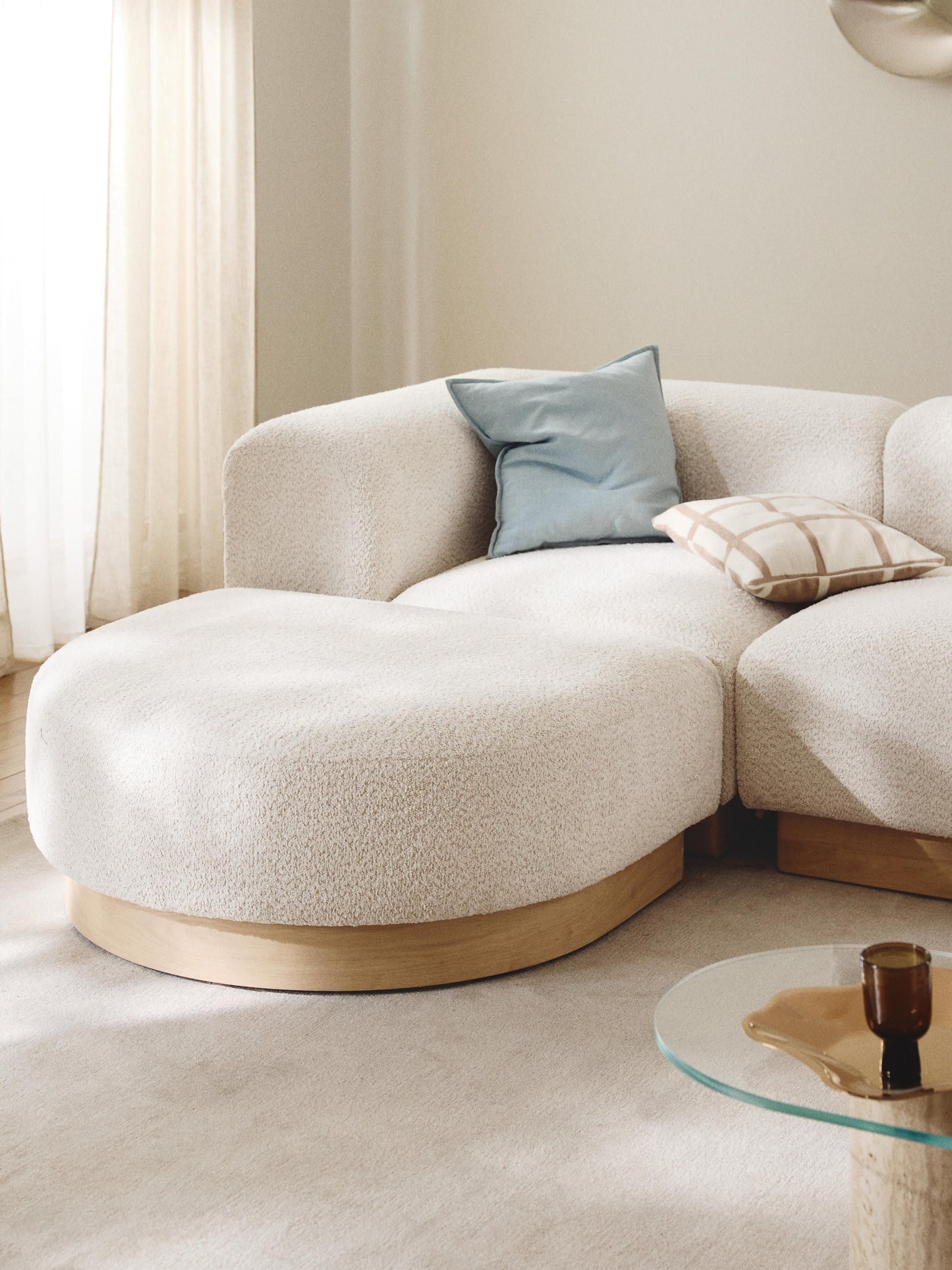 Sofa-Hocker Natalie aus Teddy-Bouclé
