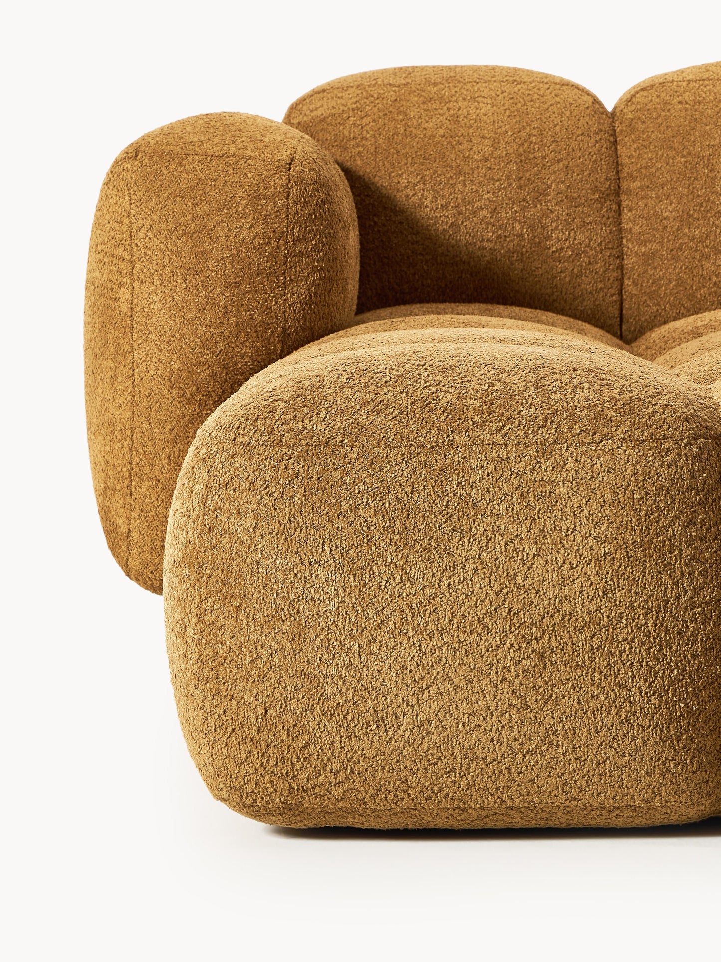 Modulares Sofa Tayla (3-Sitzer) aus Teddy-Bouclé mit Hocker (links/rechts)