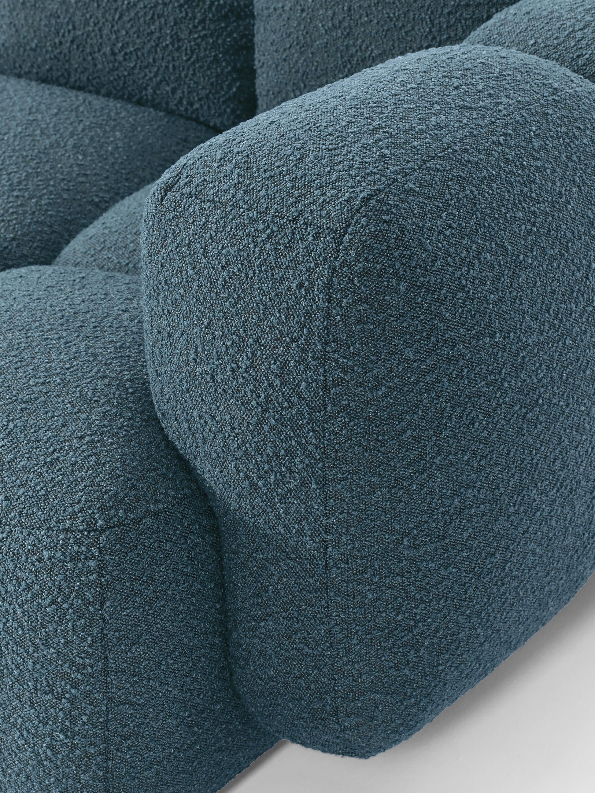 Modulares Sofa Tayla (4-Sitzer) aus Bouclé