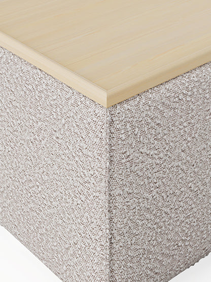 Sofa-Hocker Lennon aus Bouclé mit Stauraum