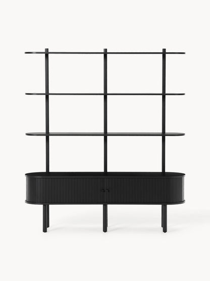 Regal Calary mit geriffelter Front