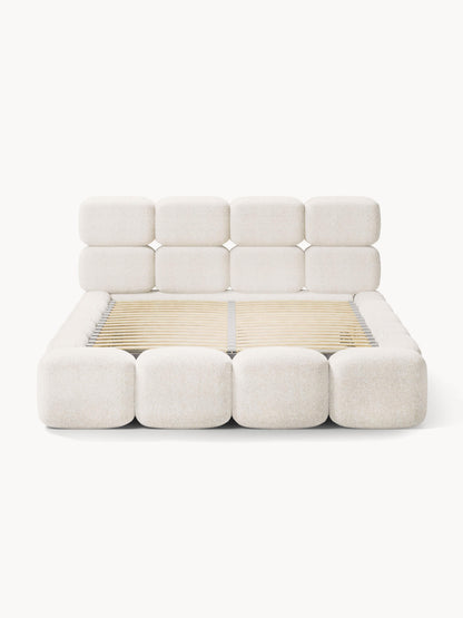 Polsterbett Tayla aus Teddy-Bouclé mit Stauraum