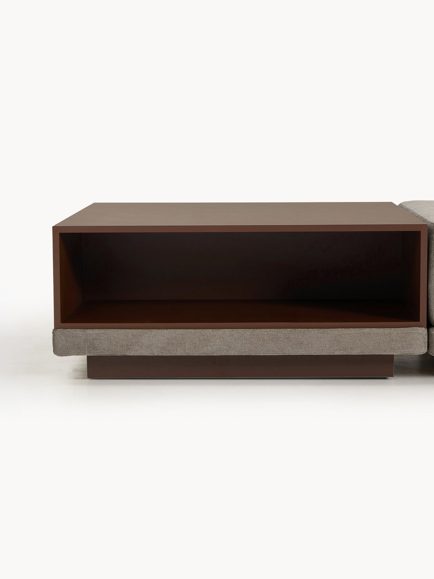 Modulares Sofa Colin (4-Sitzer) mit Couchtisch & Ottomane
