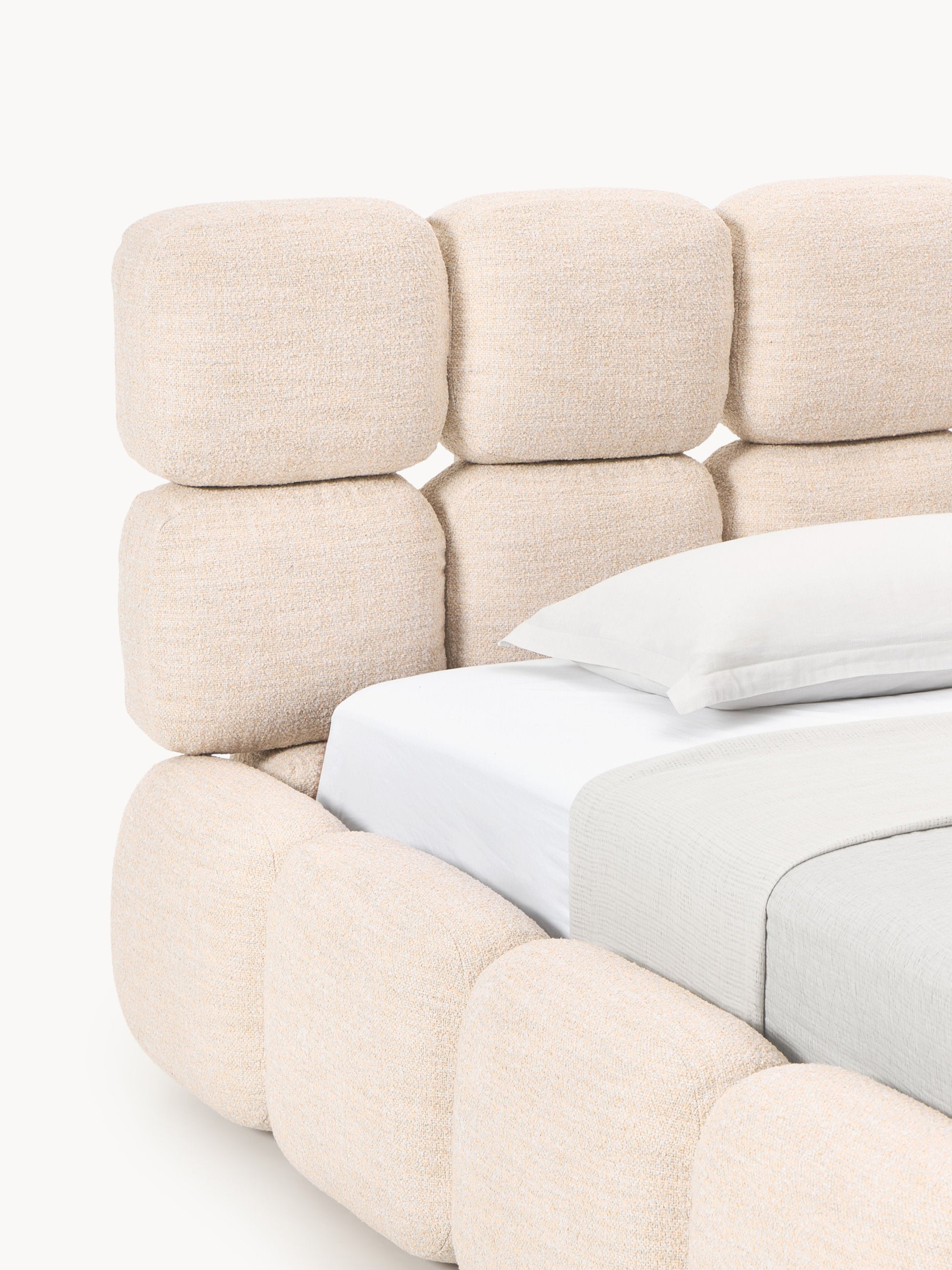 Einzelbett Tayla mit Stauraum aus Teddy-Bouclé