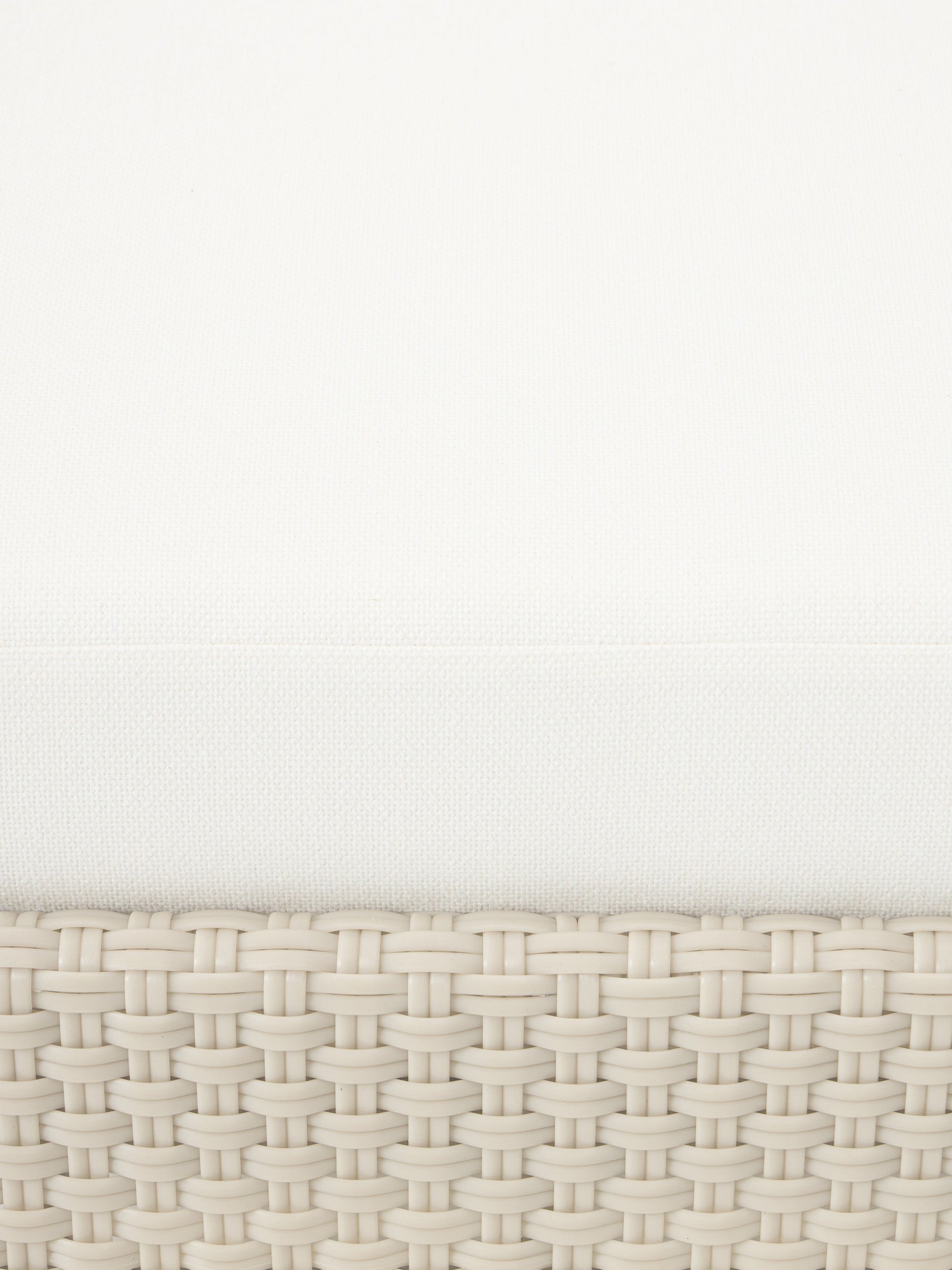 Garten-Sofa-Hocker Hani mit Schutzhülle