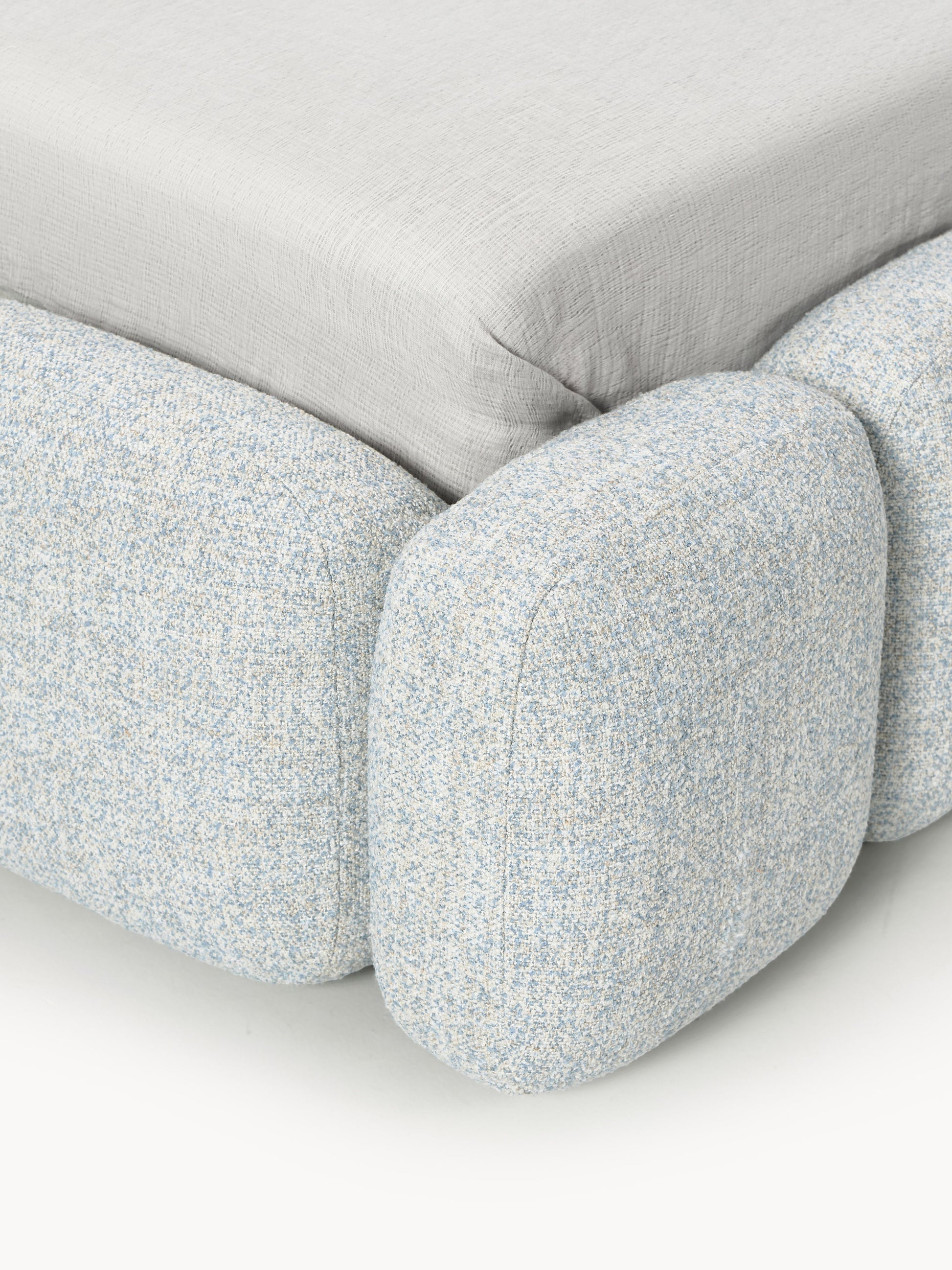 Einzelbett Tayla mit Stauraum aus Teddy-Bouclé