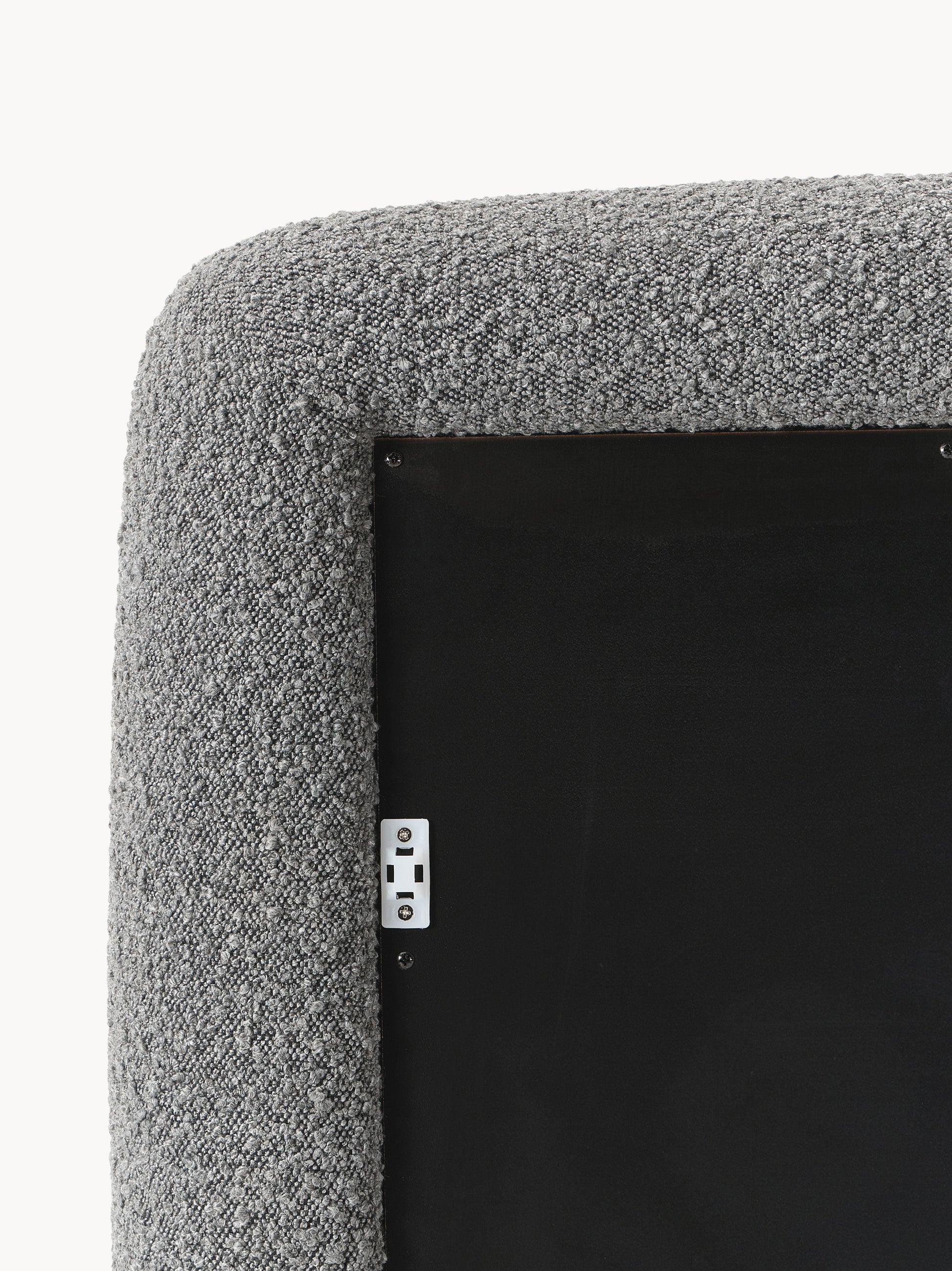 Westwing | Crosby Studios, Ganzkörperspiegel Glace mit Bouclé-Rahmen