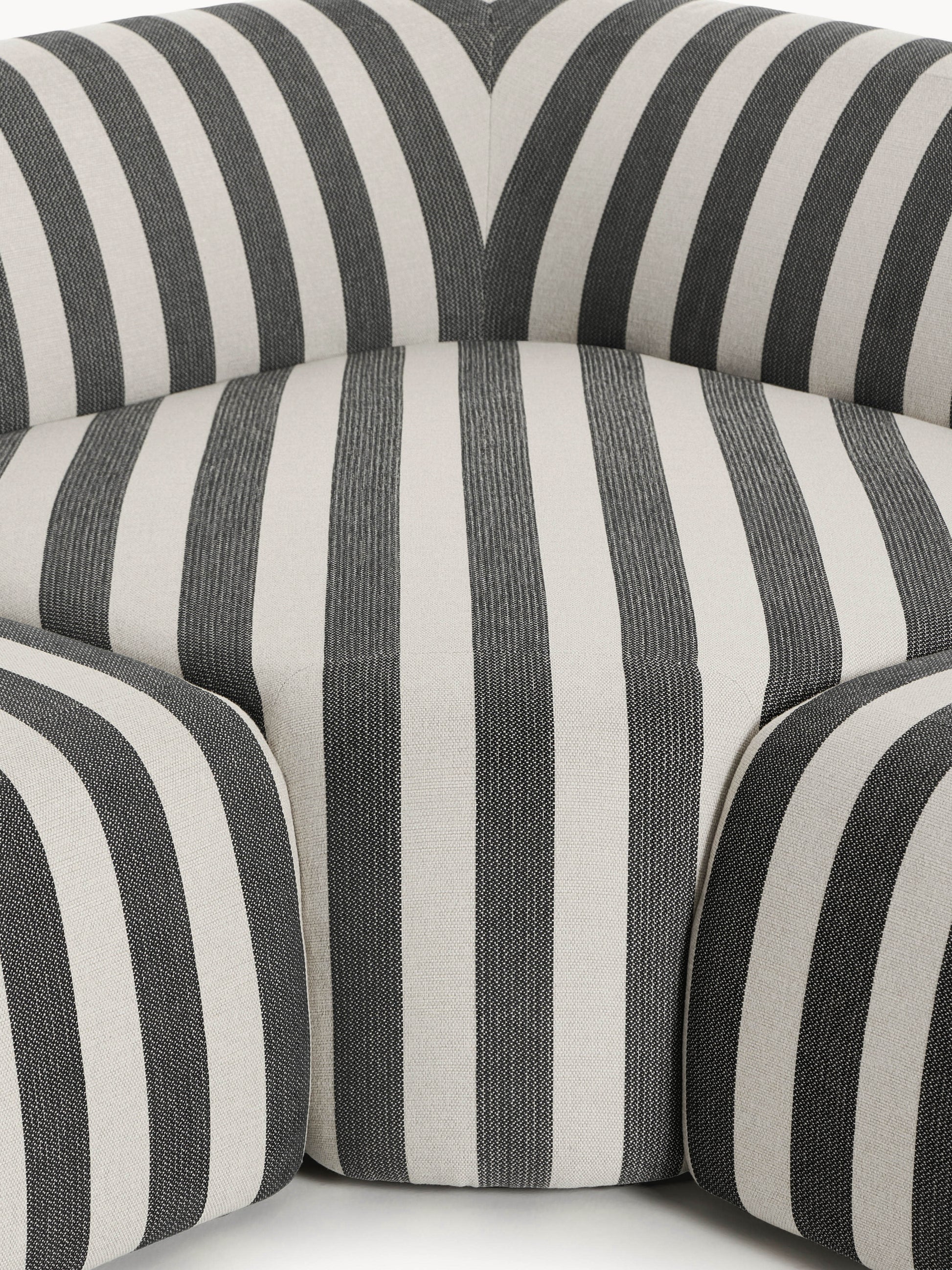 Modulares Gestreiftes XL-Sofa Wolke