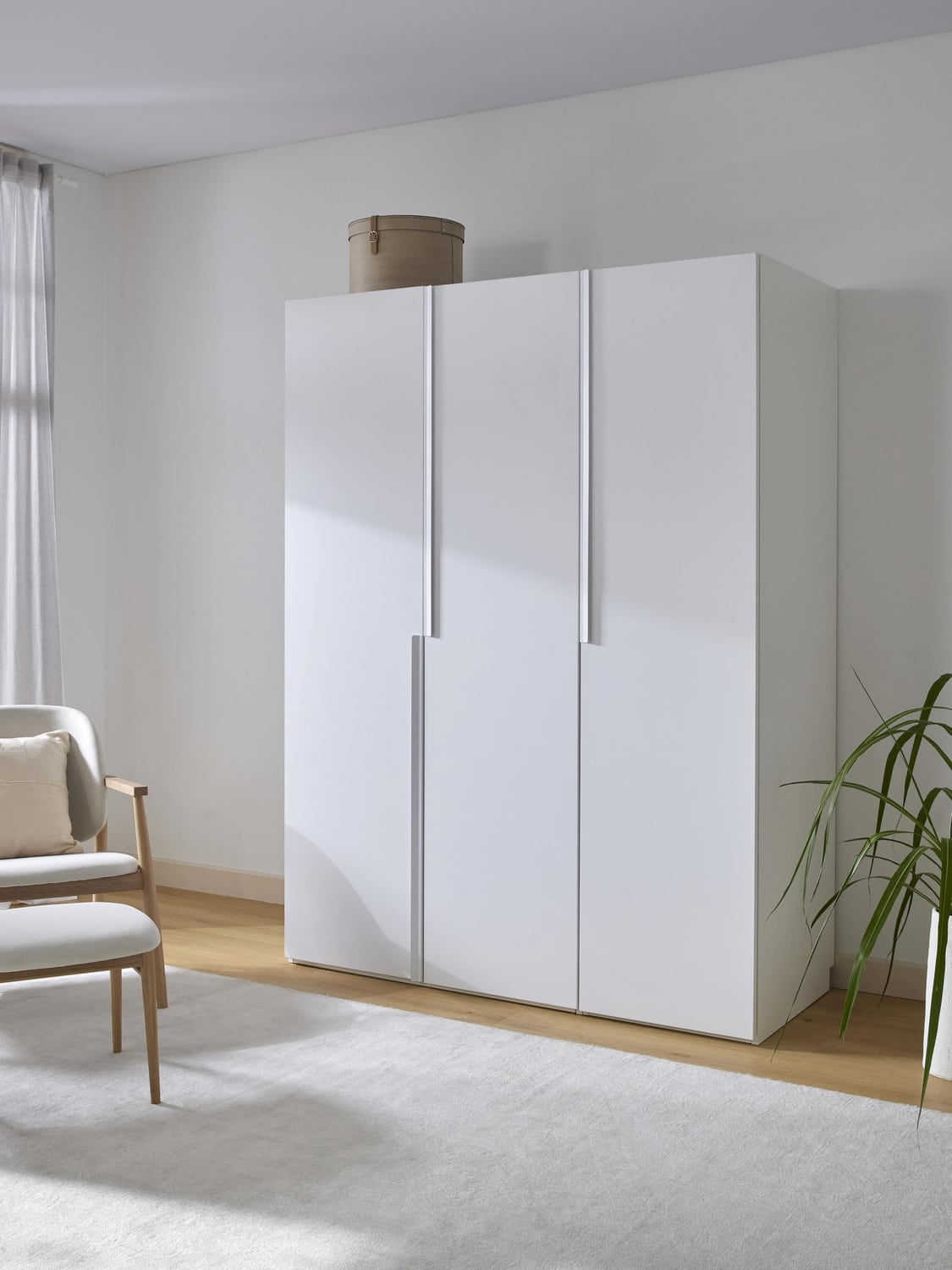Leon Modular Hinged-Door Wardrobe, 150 cm Width, in various sizes — Off-White