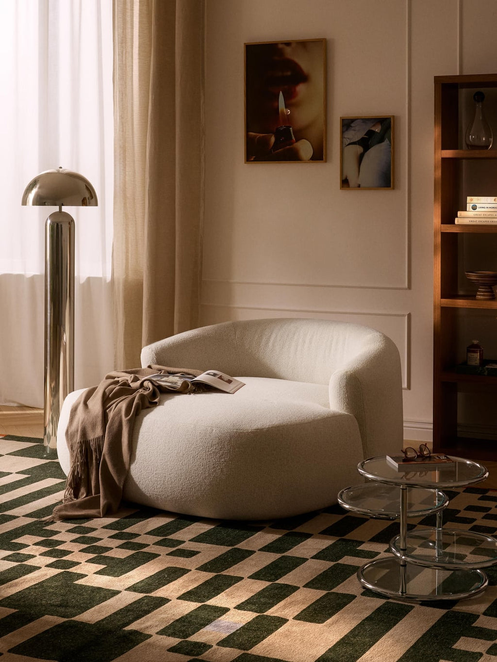 Sofia Bouclé-XL-Lounge Chair — Light Grey