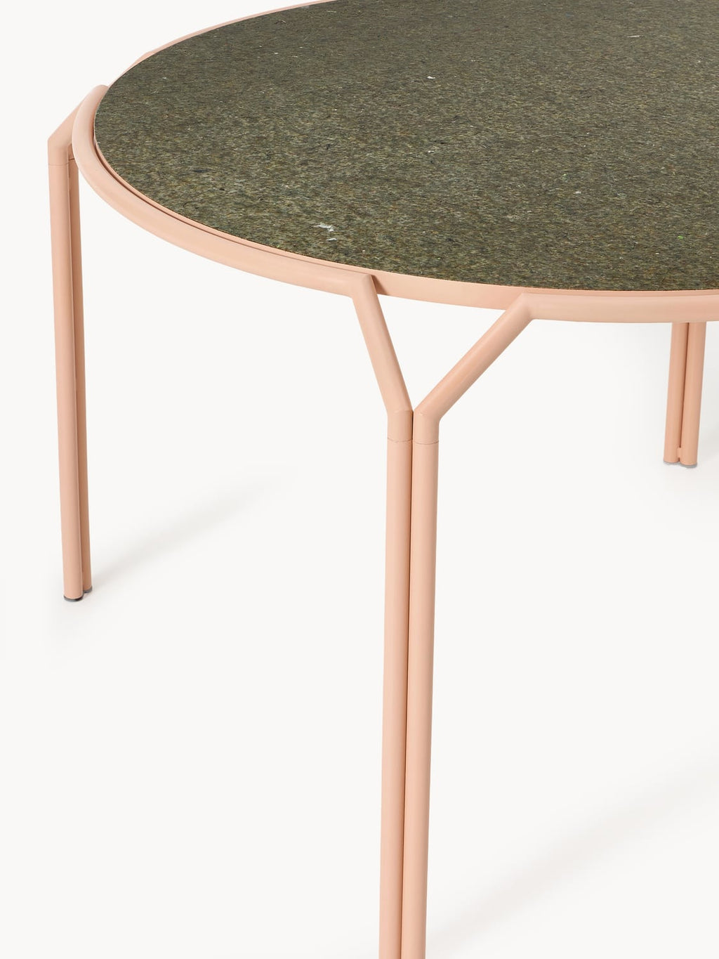 Danilo Round Dining Table, Ø 120 cm — Blush