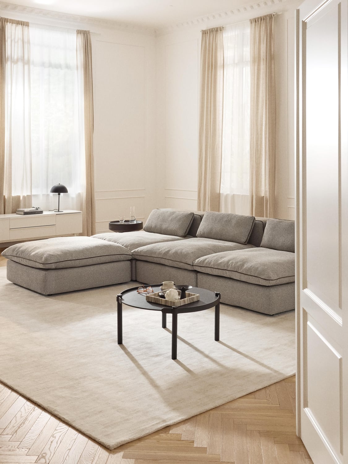 Felix Ottoman — Taupe