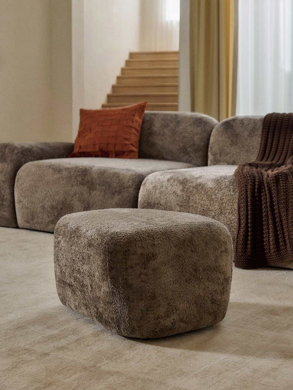 Wolke Oval Sofa Ottoman in Teddy Bouclé