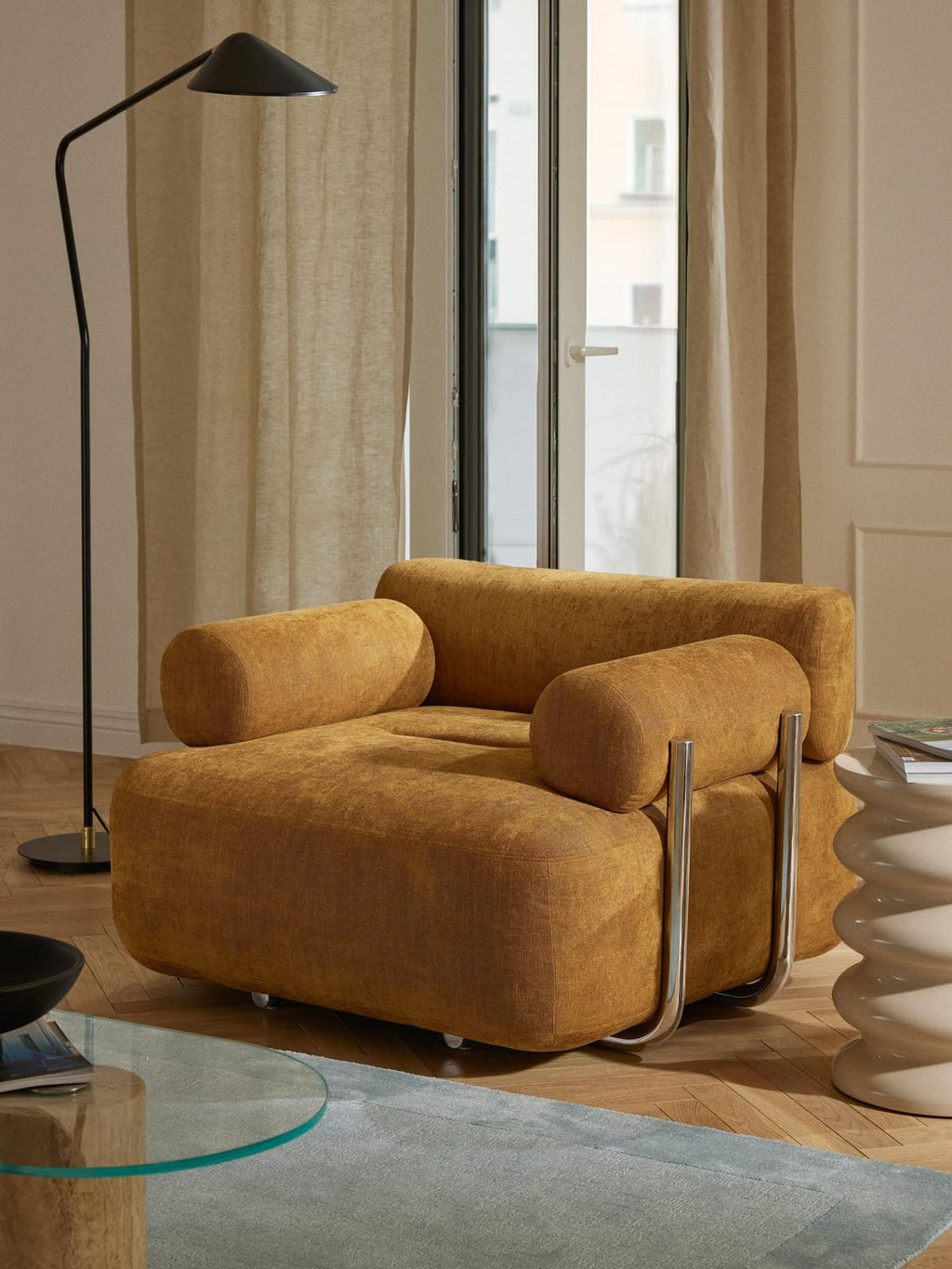 Stella Lounge Chair — Caramel