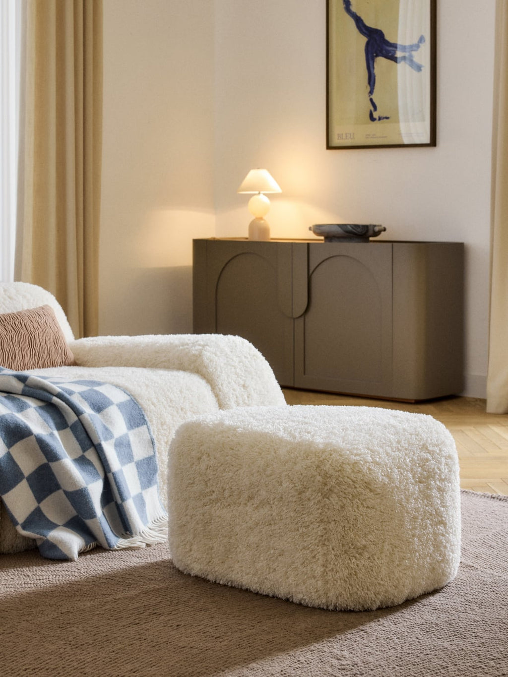 Wolke Oval Teddy-Ottoman