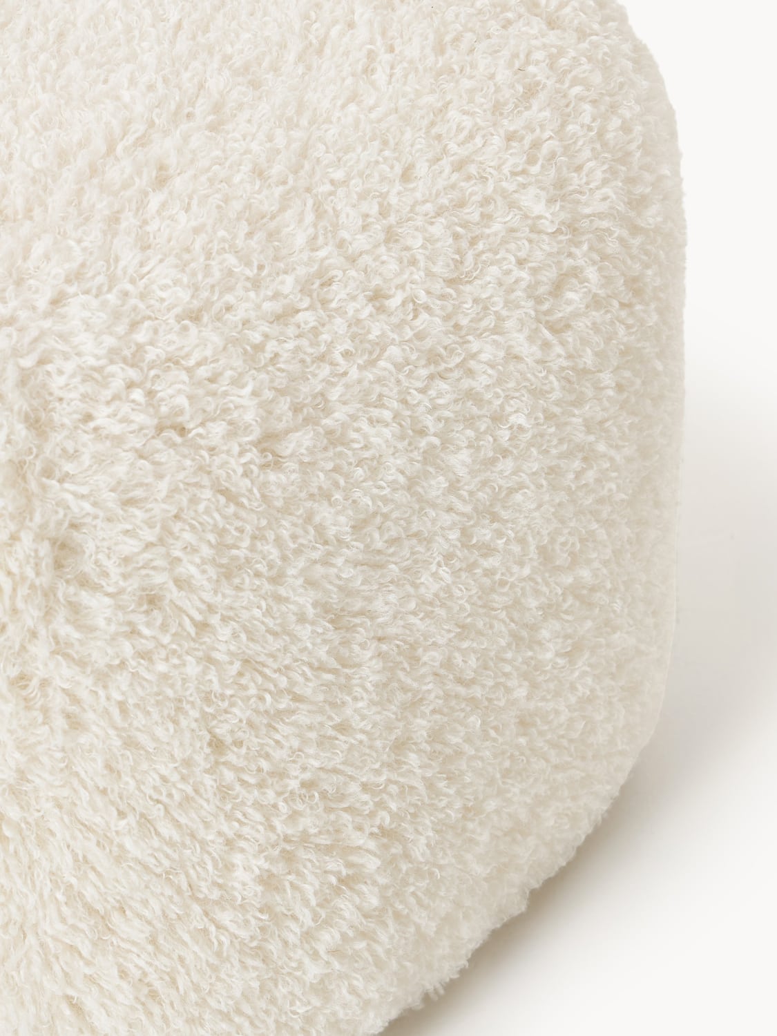 Wolke Oval Teddy-Ottoman