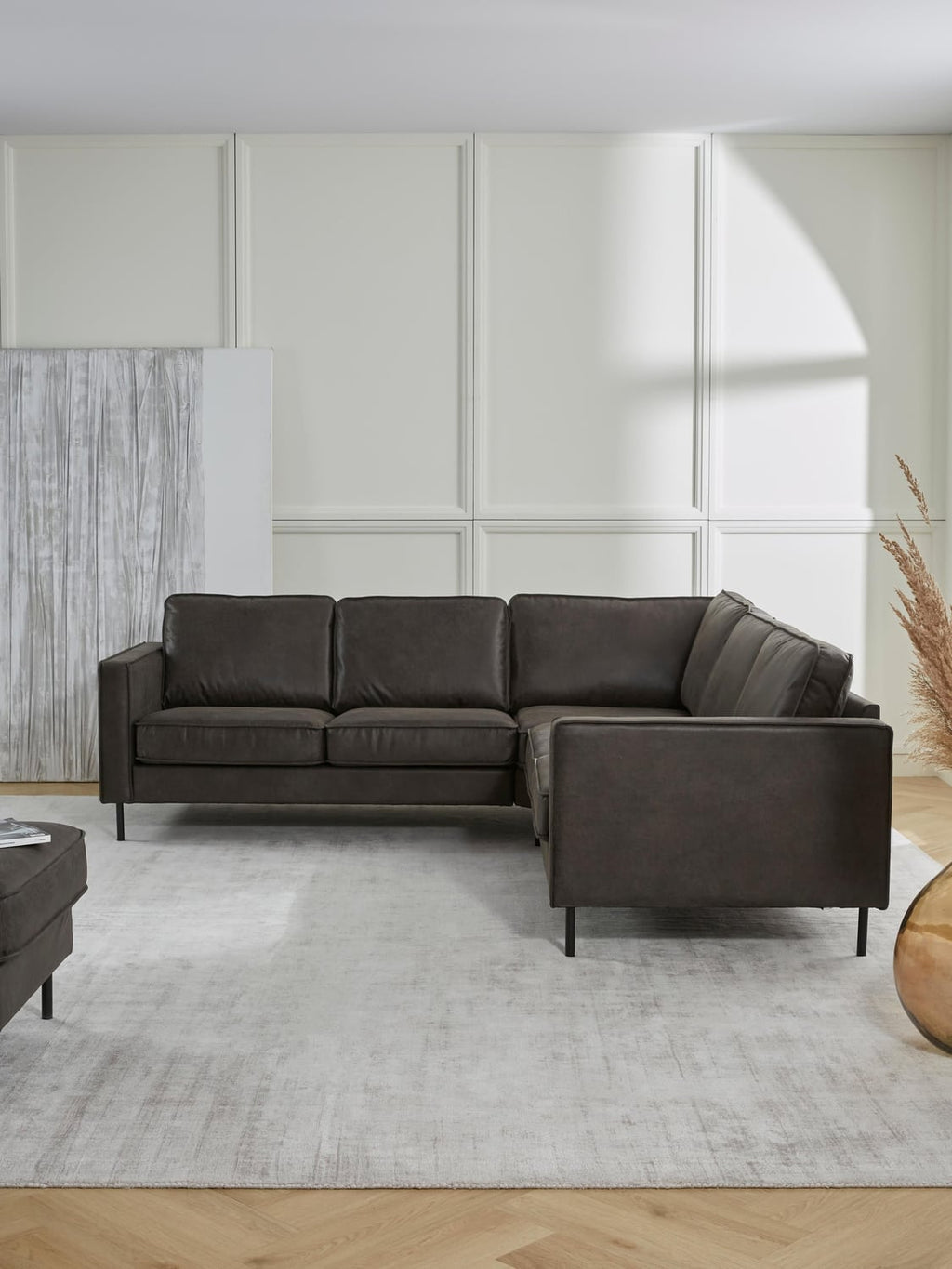Hunter Corner Sofa in Leather (4-seater) — Green