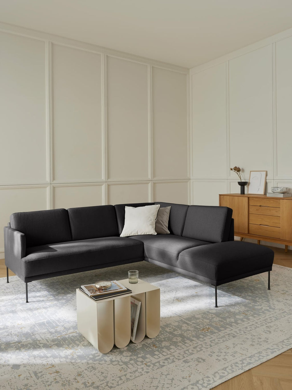 Fluente Corner Sofa — Dark Grey