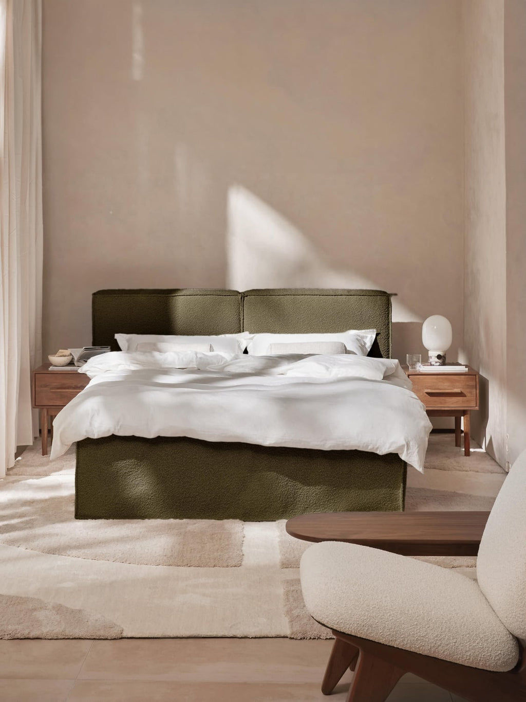 Lennon Bouclé-Box-Spring Bed — Taupe