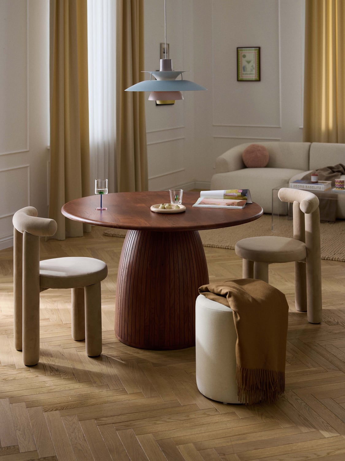 Nelly Round Dining Table with Fluted Structure, in various sizes — Cognac