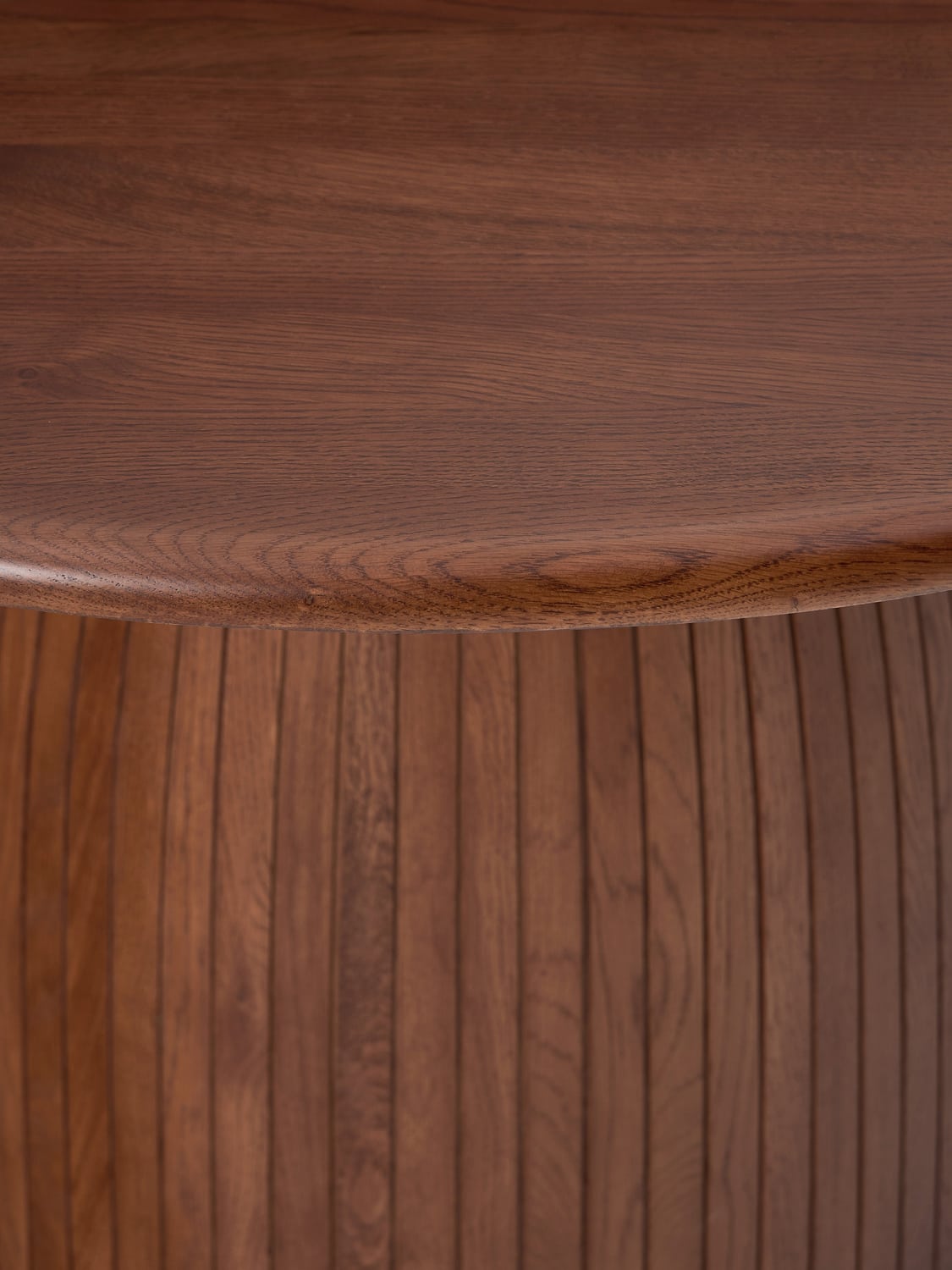 Nelly Round Dining Table with Fluted Structure, in various sizes — Cognac