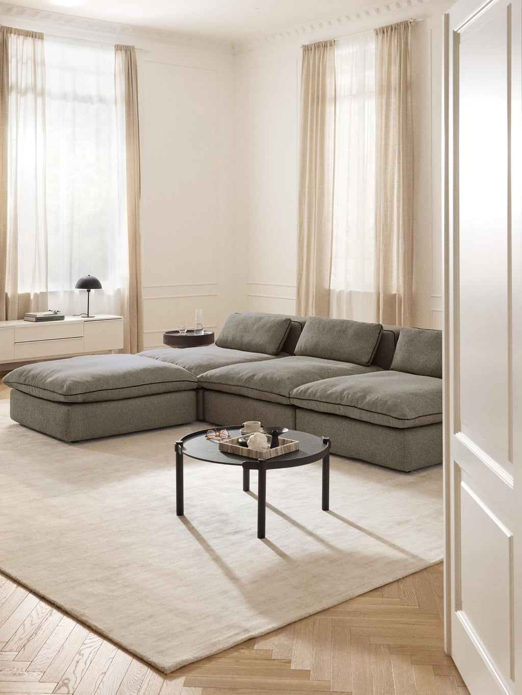Felix Ottoman — Dark Grey