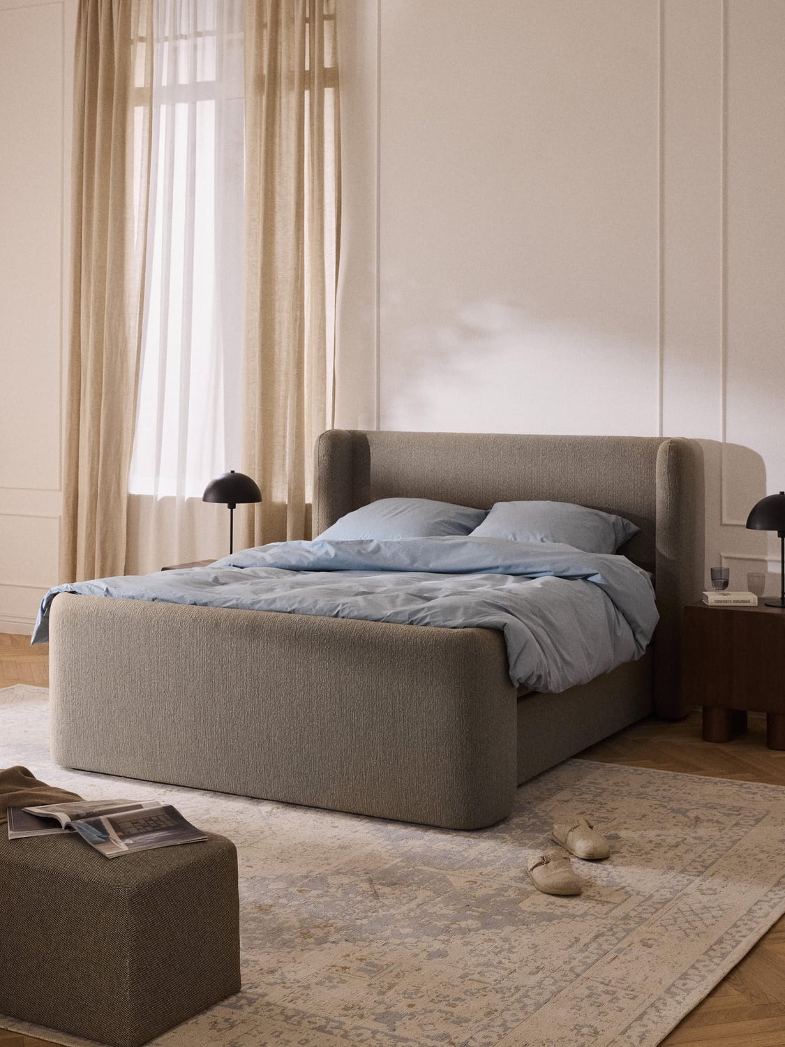 Perla Bouclé-Box-Spring Bed — Warm Grey