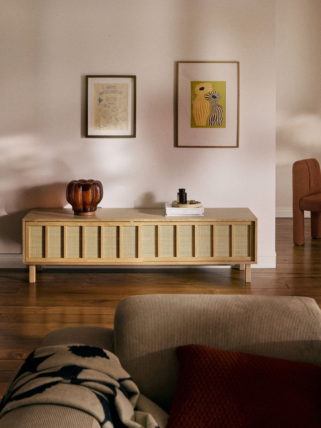 Echo TV-Lowboard with Rattan-Fronts — Sand