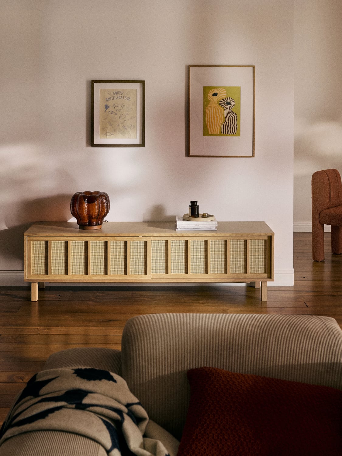 Echo TV-Lowboard with Rattan-Fronts — Sand