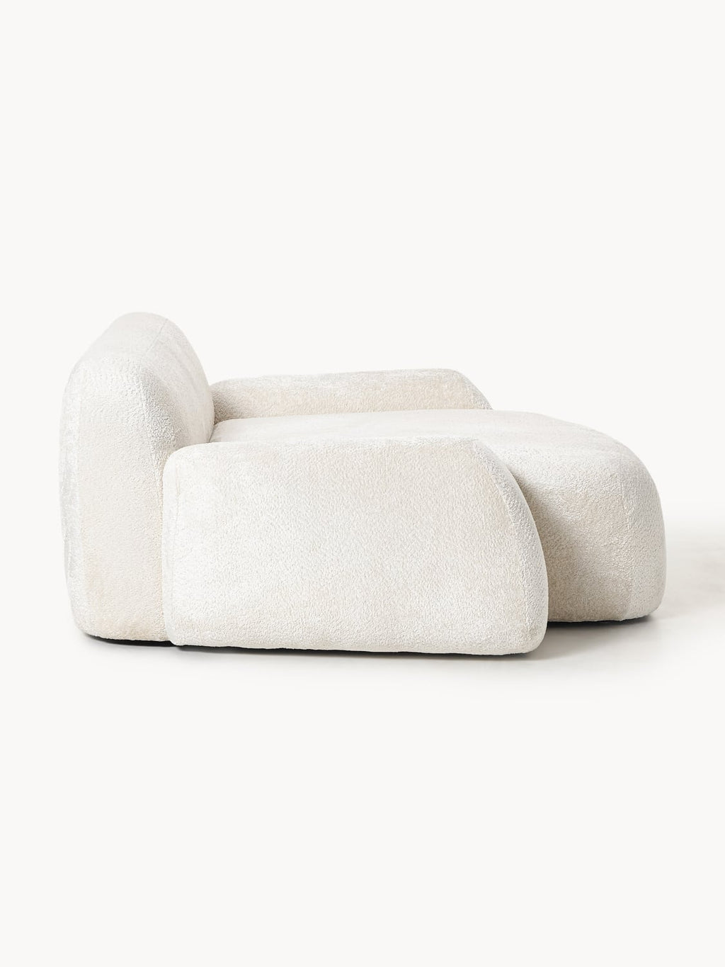 Wolke XL Lounge Chair in Teddy Bouclé — Off-White