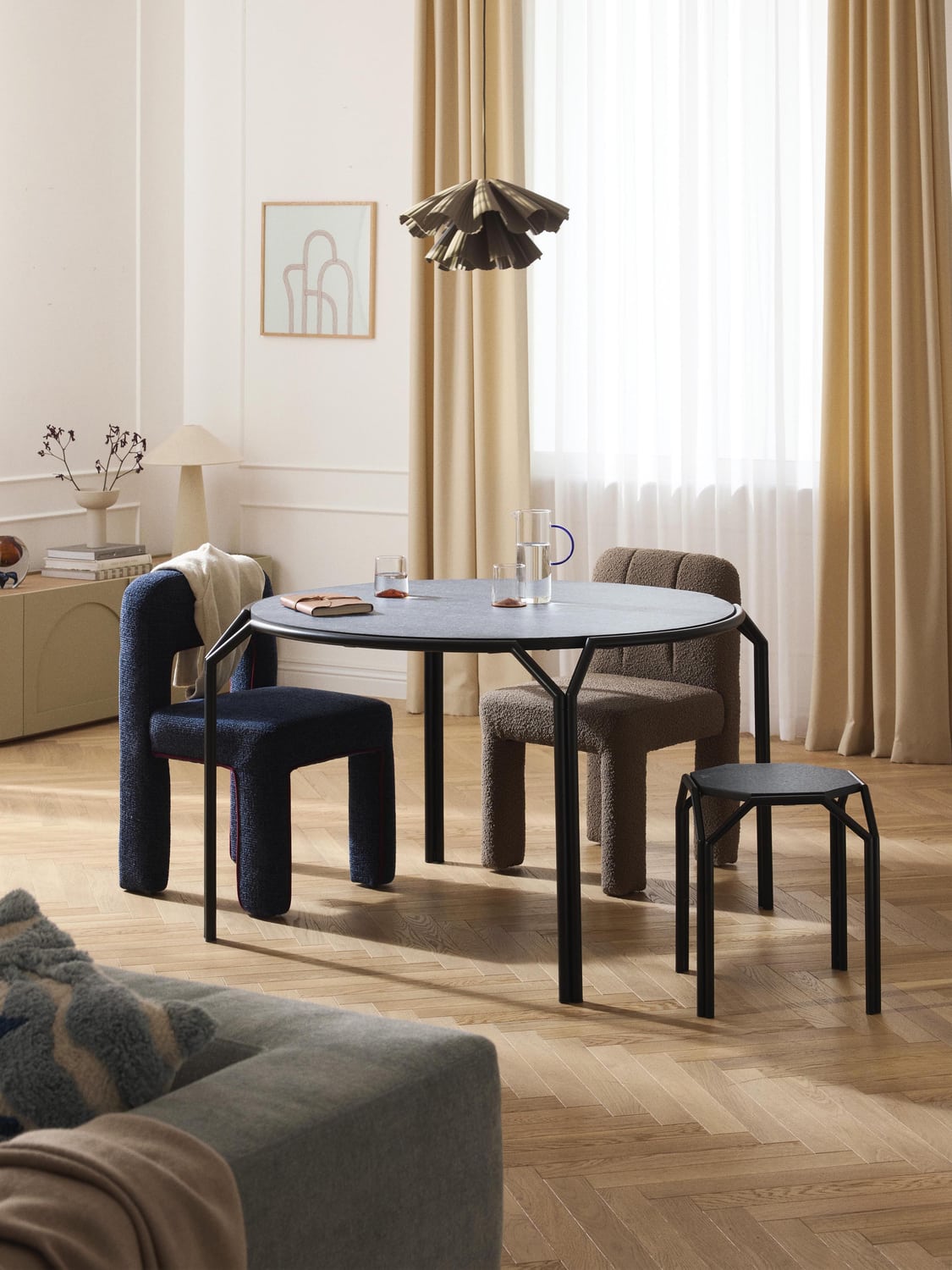 Danilo Round Dining Table, Ø 120 cm — Grey