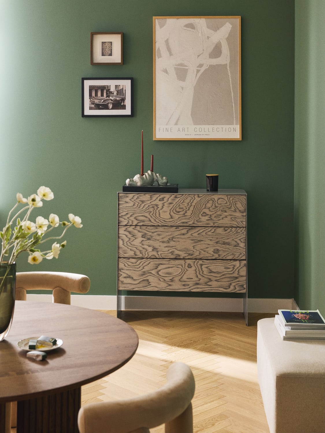 Ako Chest of Drawers
