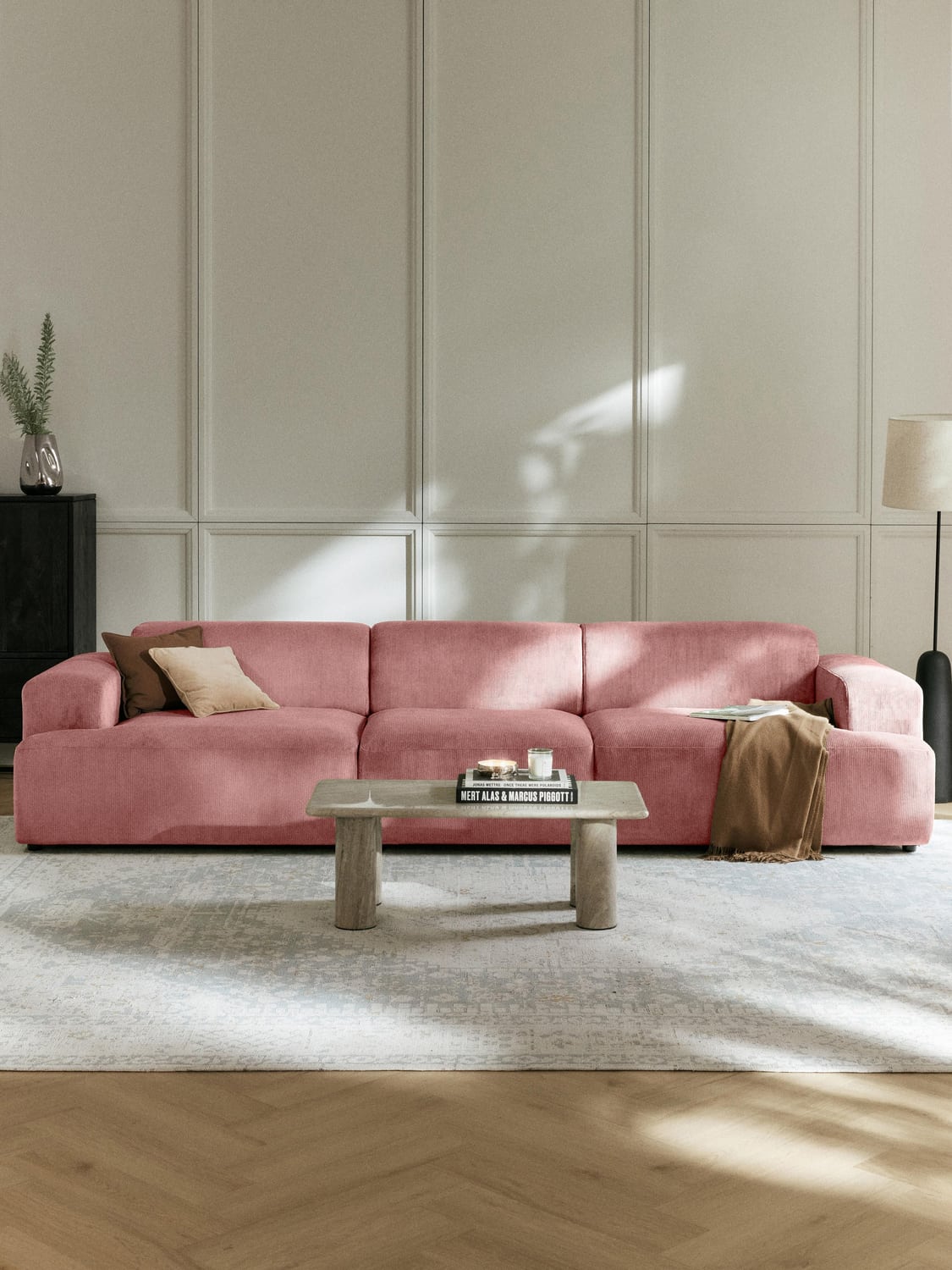 Melva Corduroy-Sofa (4-seater) — Pink