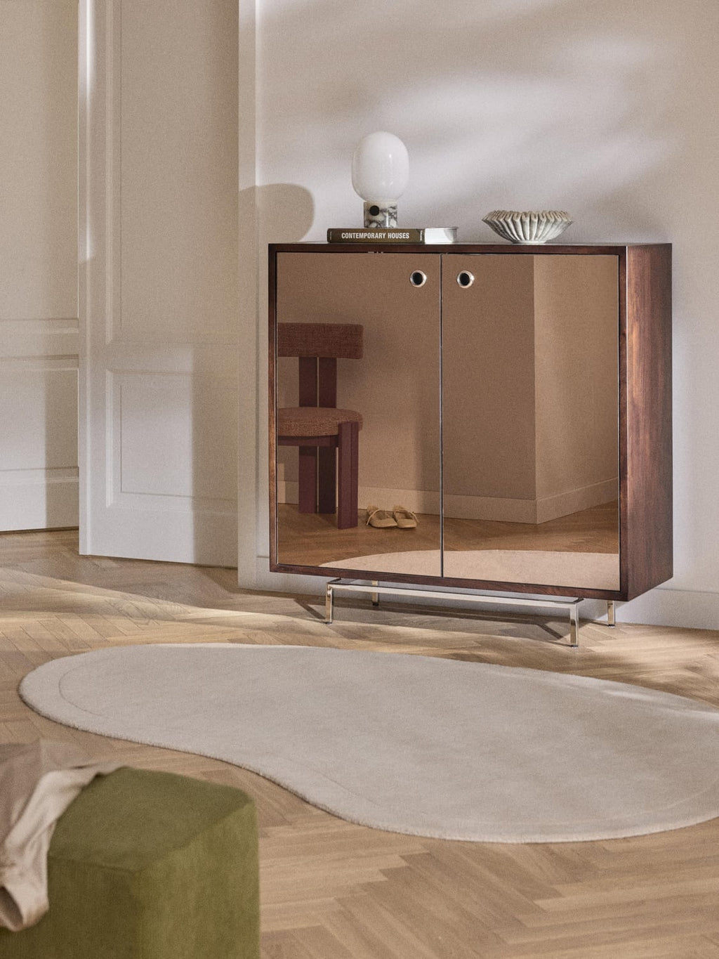 Scarlett Highboard with Mirrored Glass Doors
