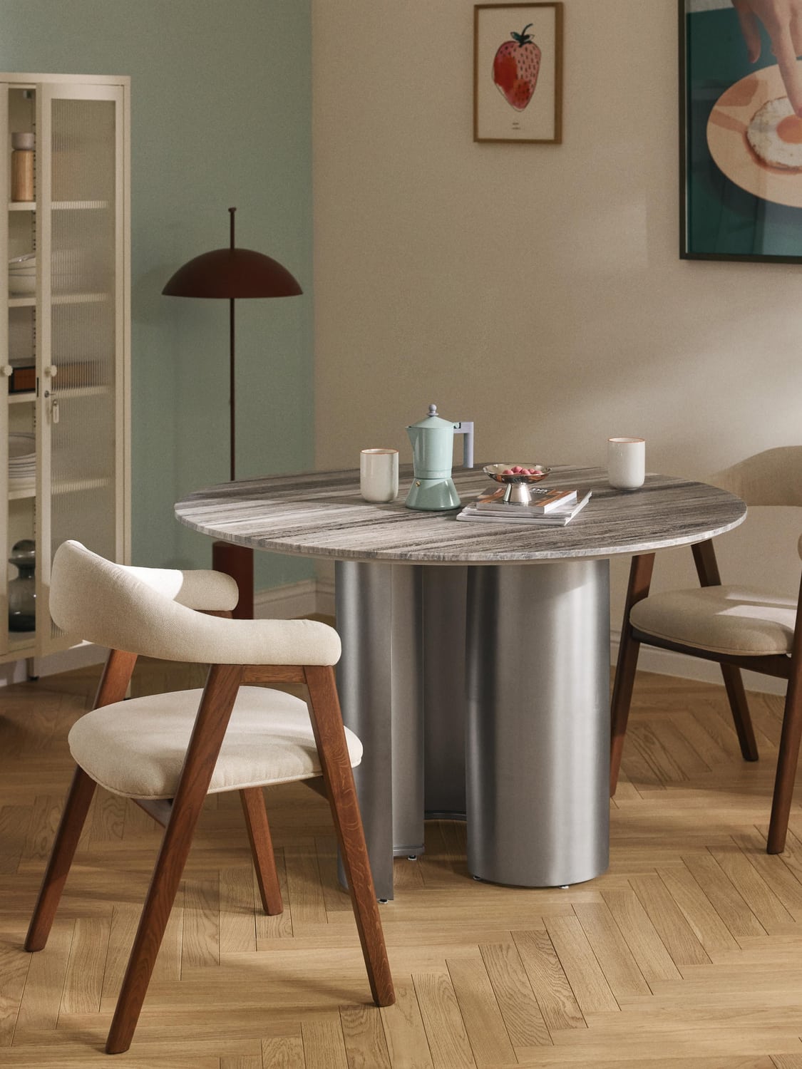 Noam Round Dining Table with Marble Table Top, Ø 120 cm — Lilac