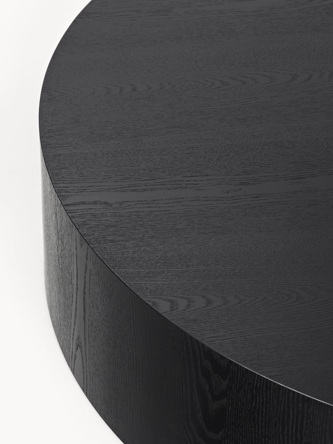 Dan Round XL Wood-Coffee Table — Anthracite