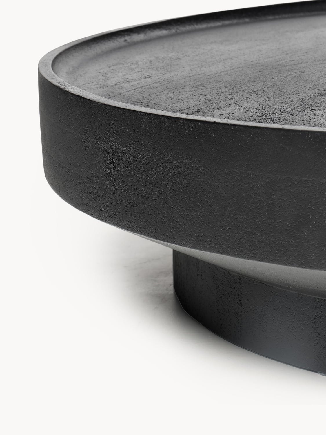Benno Round XL Coffee Table in Mango Wood — Dark Grey