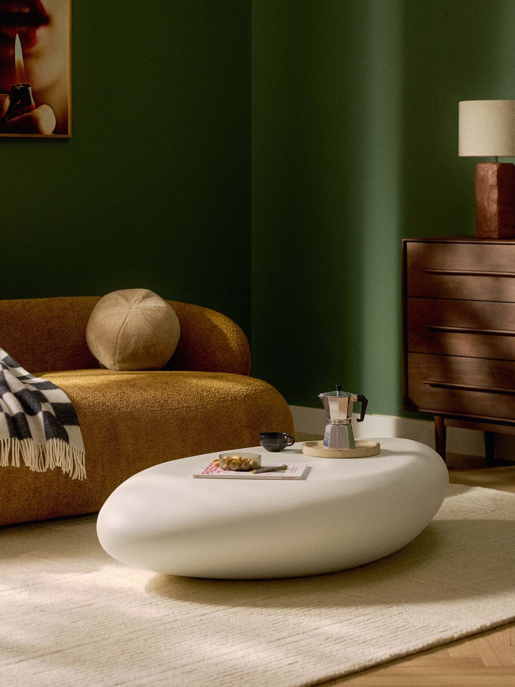 Pietra Large Coffee Table in Organic Form, B 135 cm — Off-White