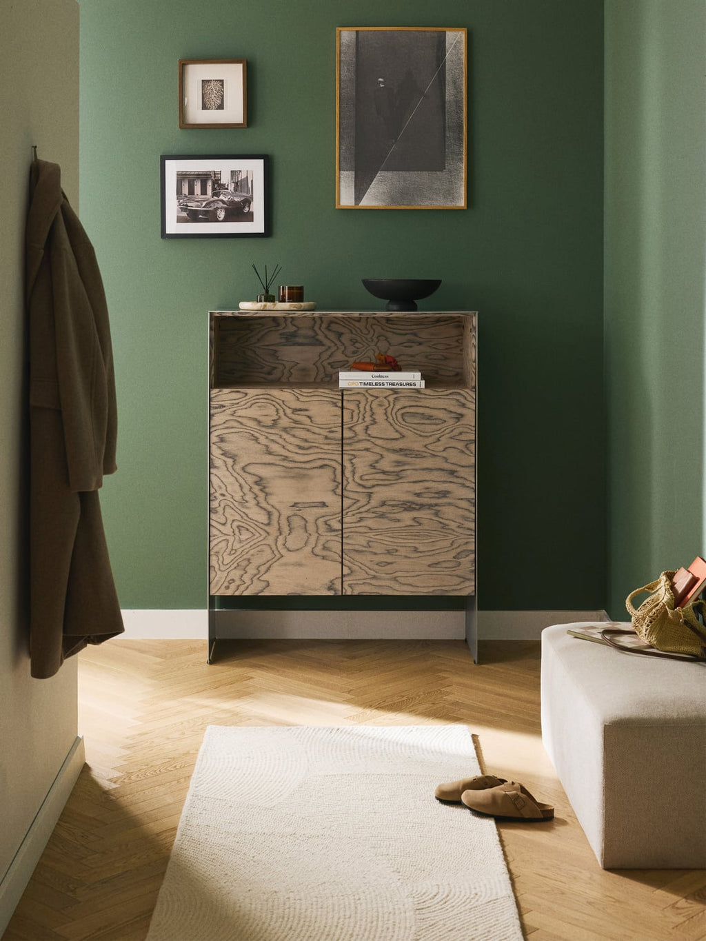 Ako Wood-Highboard