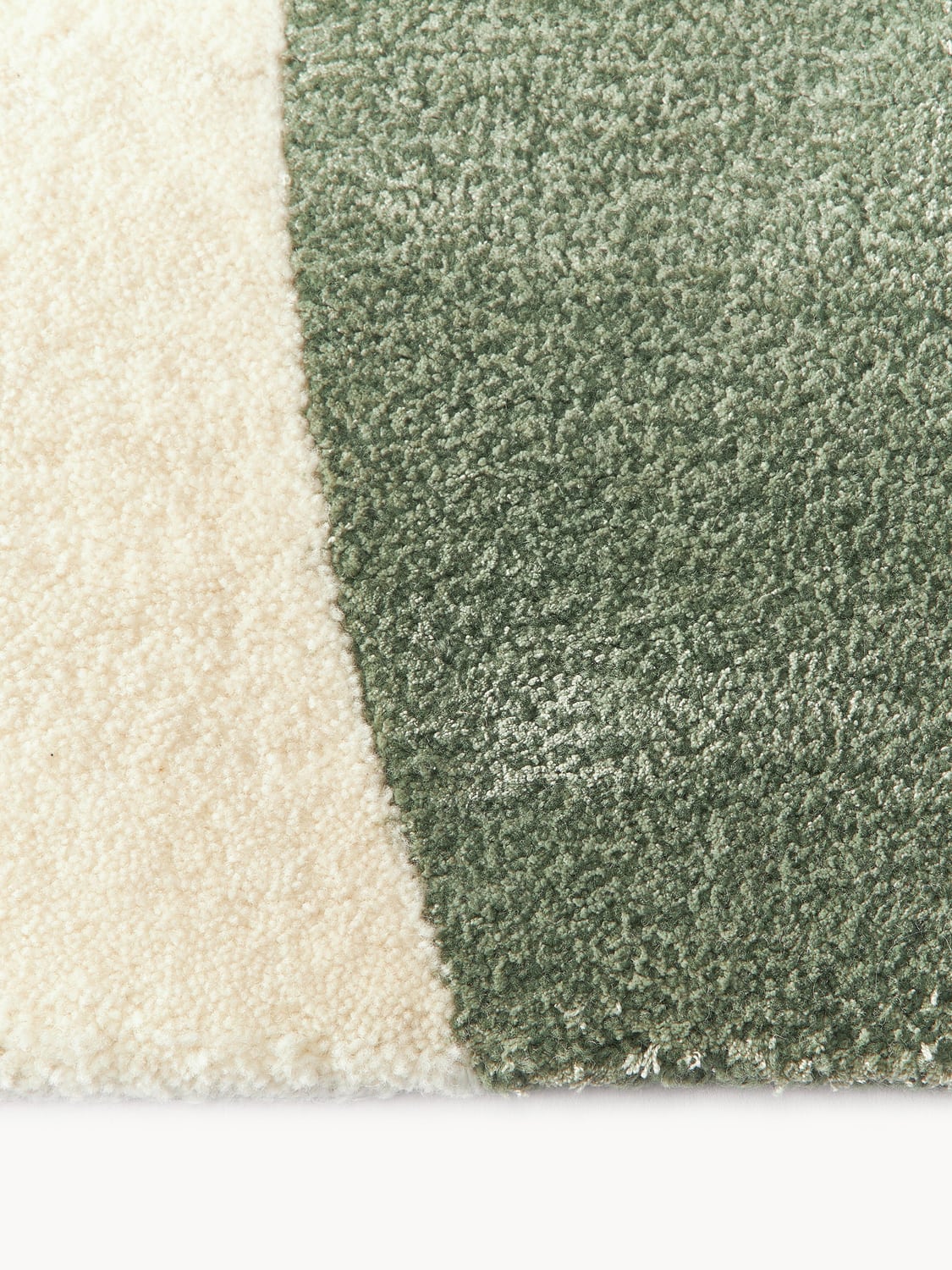 Talitha Hand-Tufted Wool Rug with Abstract Pattern