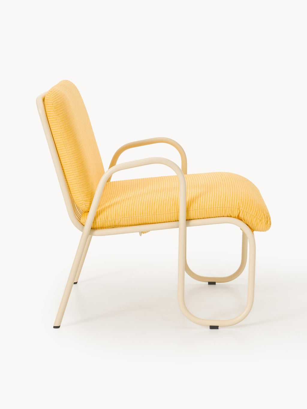 Giovanni Garden Lounge Chair — Sand