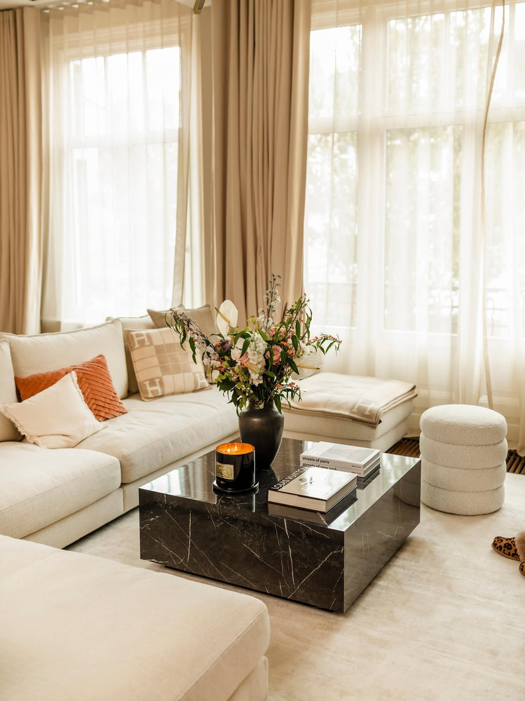 Lesley Coffee Table in Marble-Look — Dark Grey