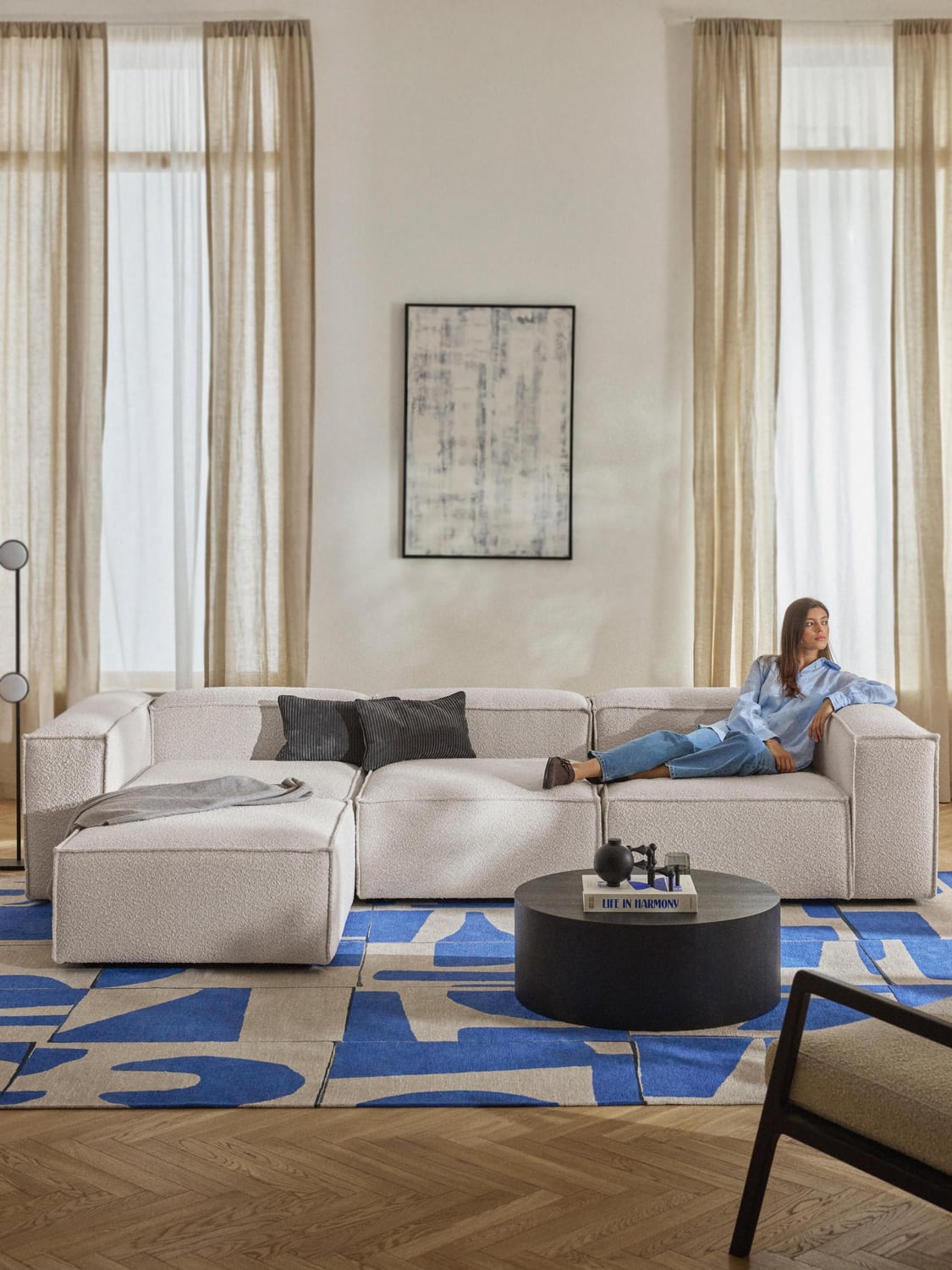 Lennon Modular Sofa (4-seater) in Bouclé with Ottoman (left/right) — Light Grey